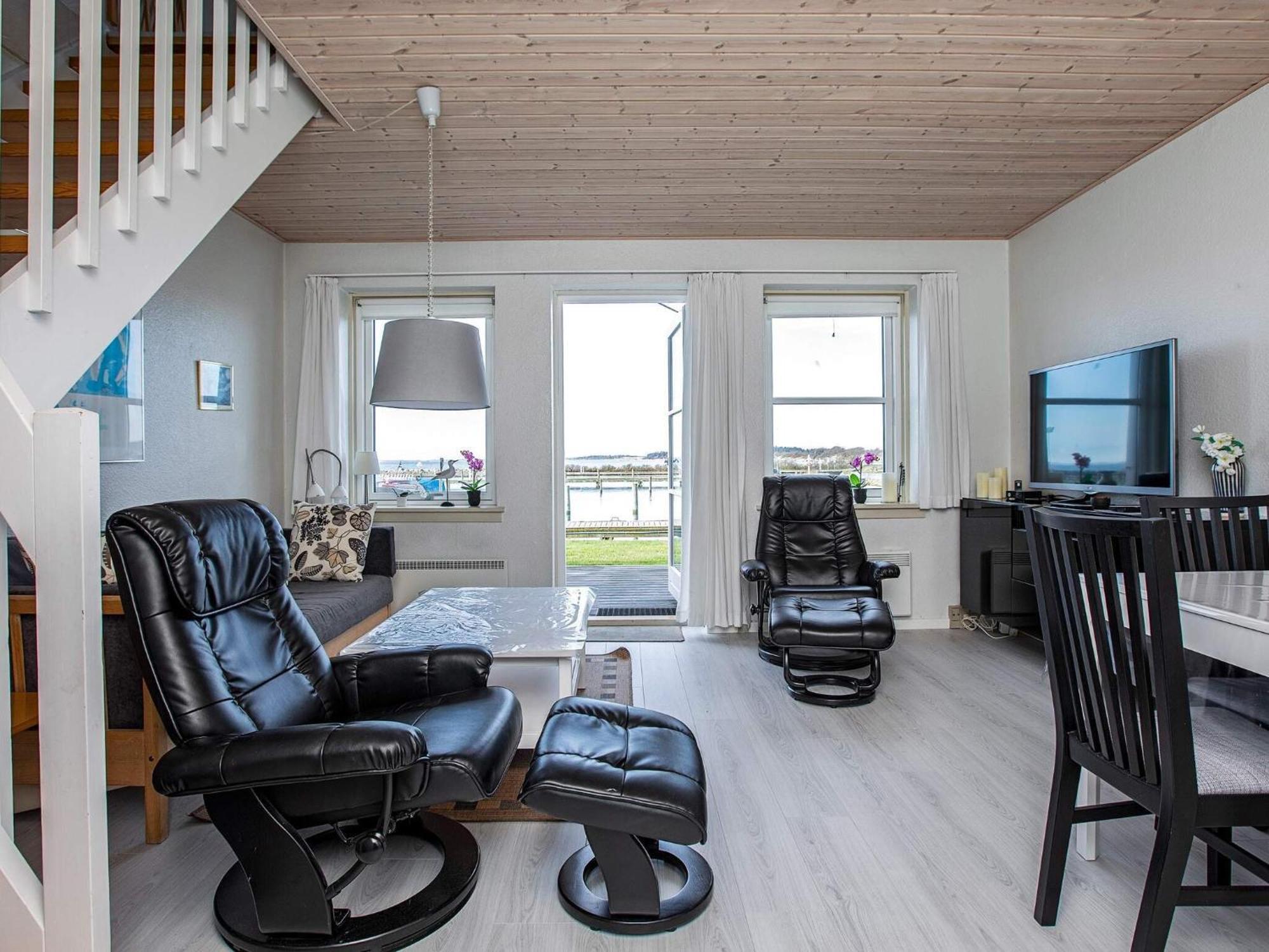 4 Person Holiday Home On A Holiday Park In Борре Экстерьер фото